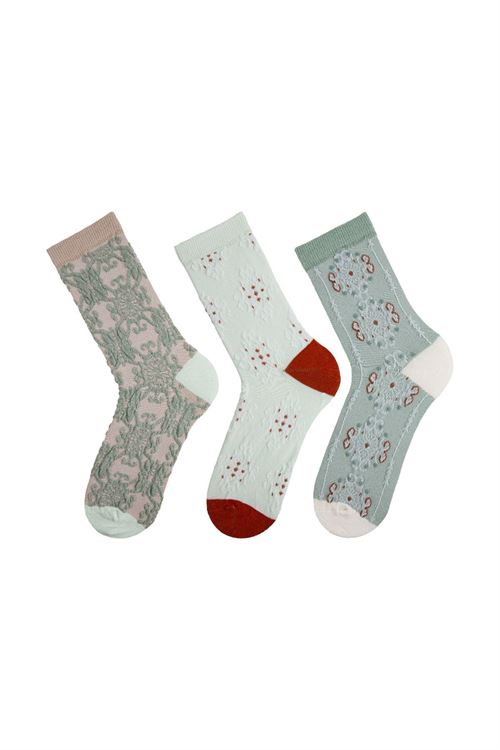 Woman Relief Patterned Crew Socks 12